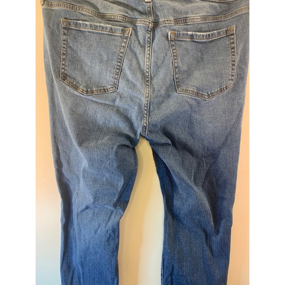 TORRID Women’s Distressed Jeans / Size: 14R - Picture 9 of 10